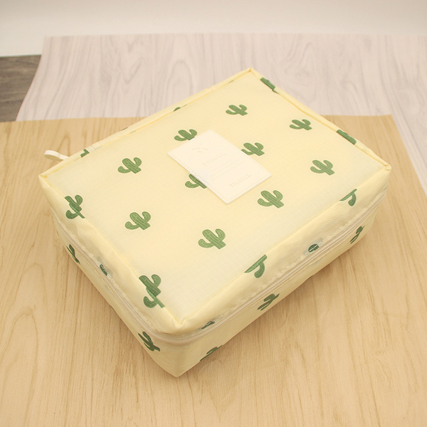 Multifunction Makeup Organizer Bag Outdoor Toiletries Storage Bag - Image 11