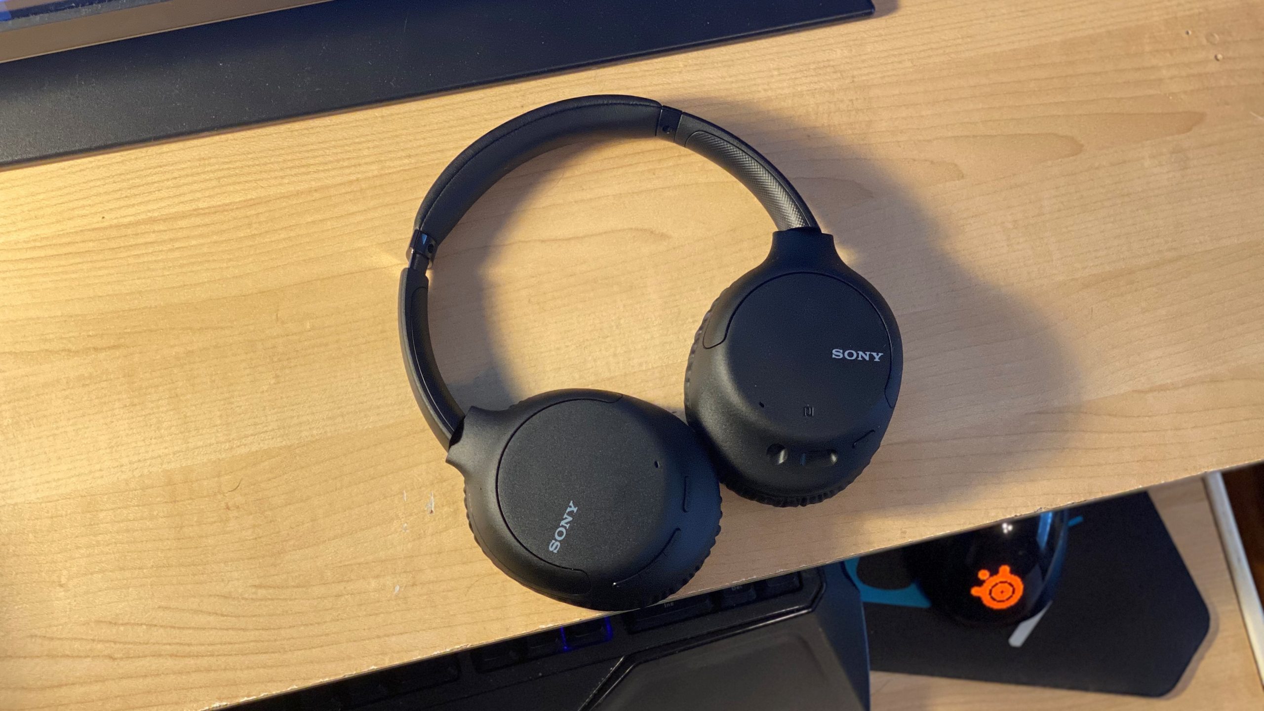 Sony WH-CH710N Black Wireless Over-Ear Headphone - Image 3