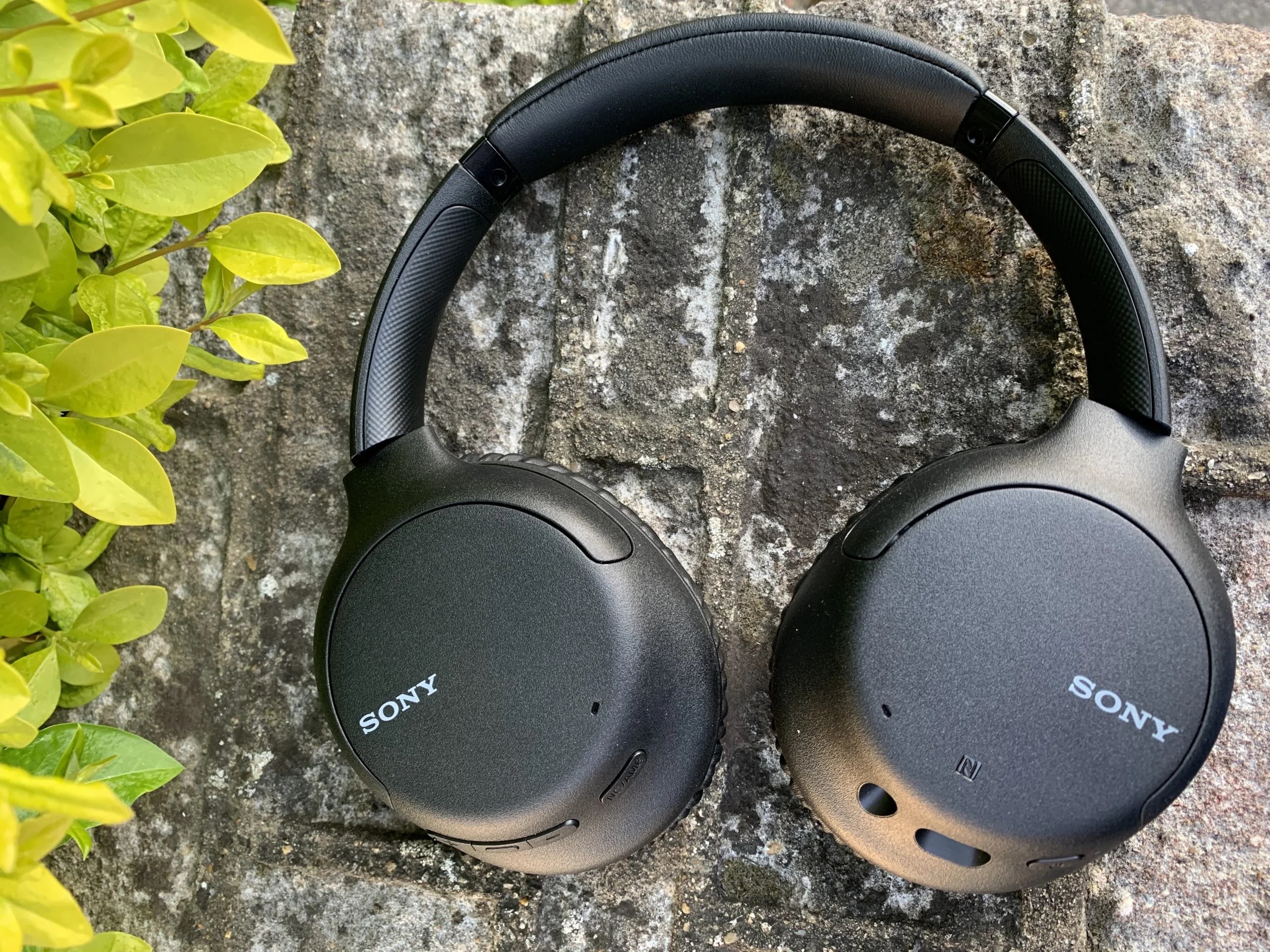 Sony WH-CH710N Black Wireless Over-Ear Headphone - Image 4