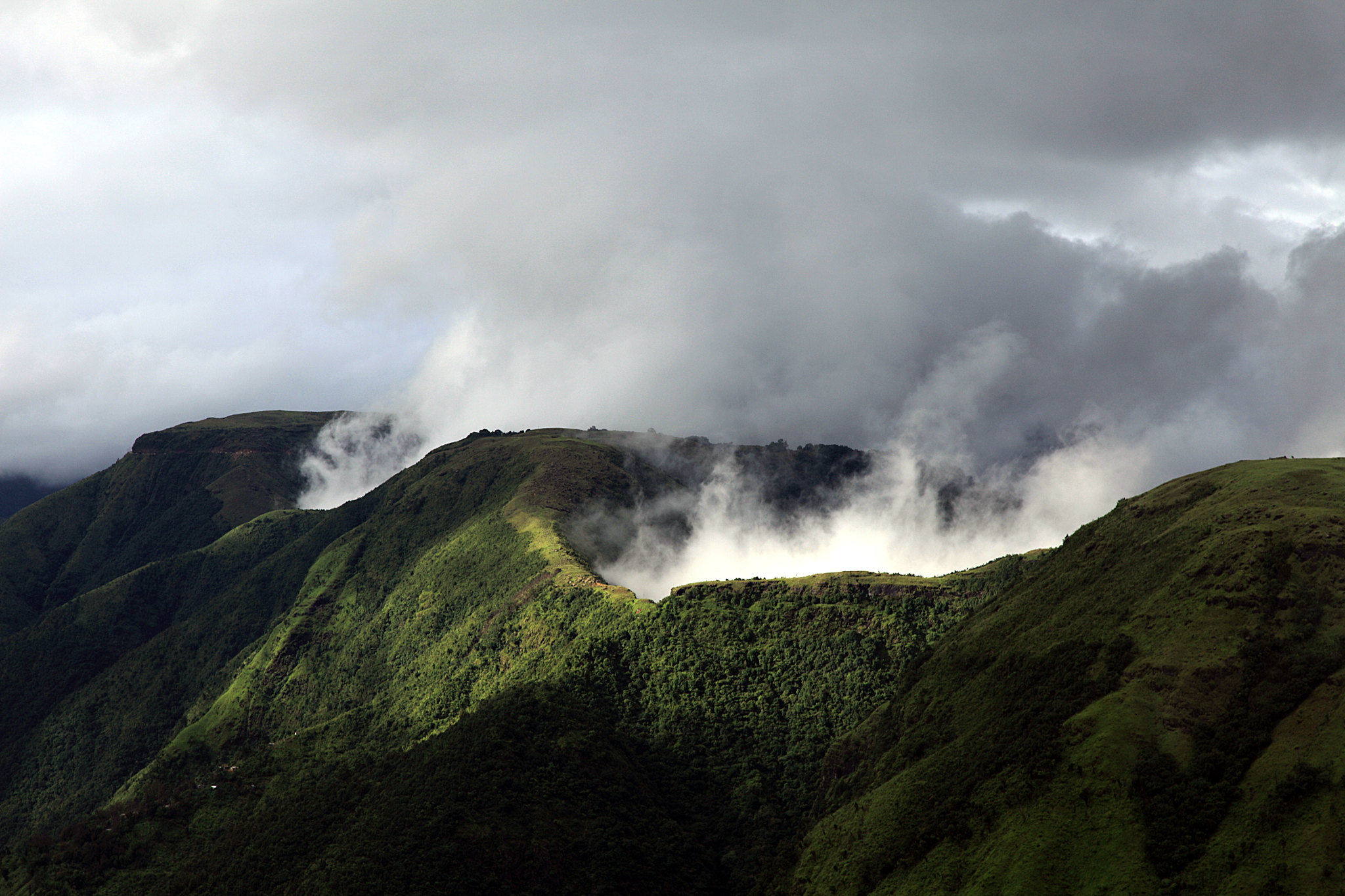 Trip to Meghalaya (Package- 01) - Image 2