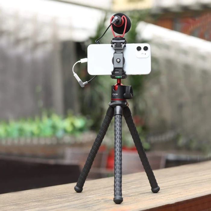 Ulanzi MT-11 Octopus Tripod with Built-In Phone Mount - Image 4